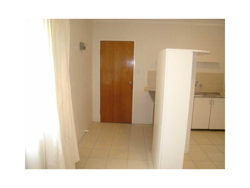 12B Belconnen Way, Page ACT 2614