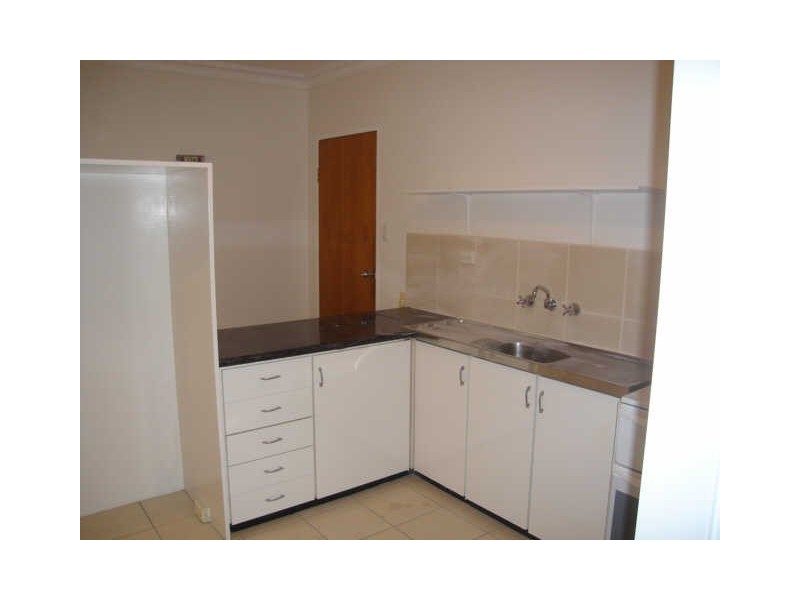 12B Belconnen Way, Page ACT 2614