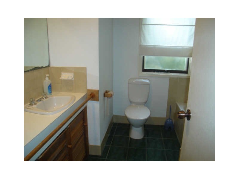 8 Beadle Place, Charnwood ACT 2615