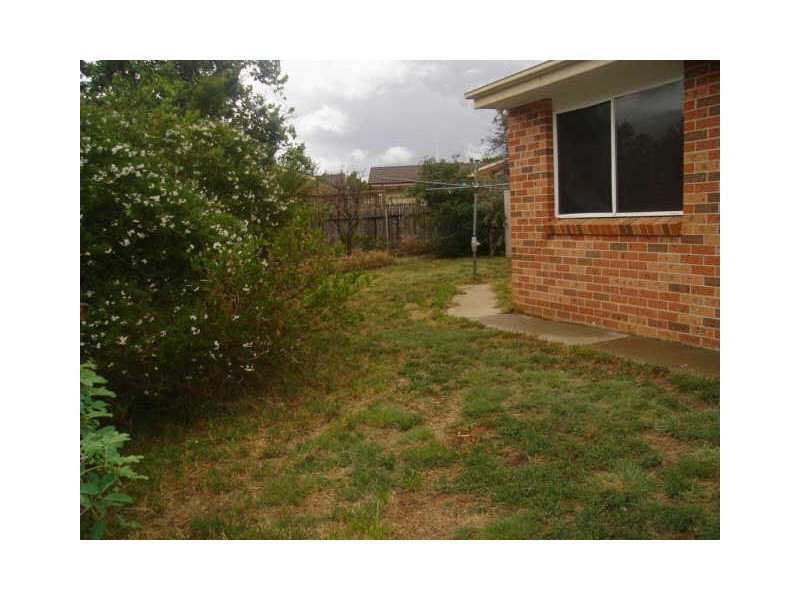 10 Hart Place, Palmerston ACT 2913