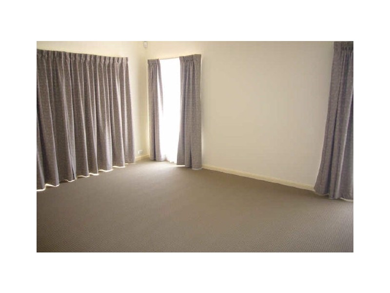 5 Linke Place, Bruce ACT 2617