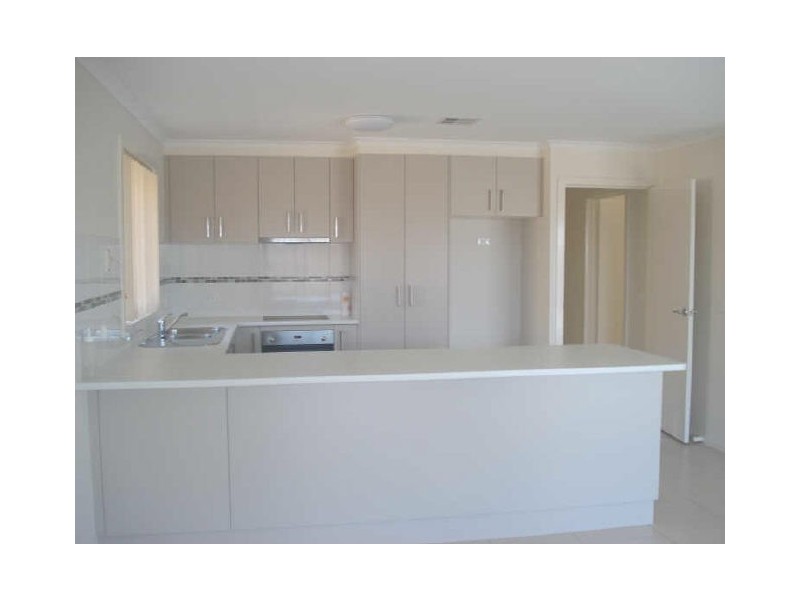 4 Outhwaite Street, Franklin ACT 2913