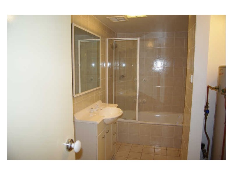 120/20 Federal Highway, Watson ACT 2602