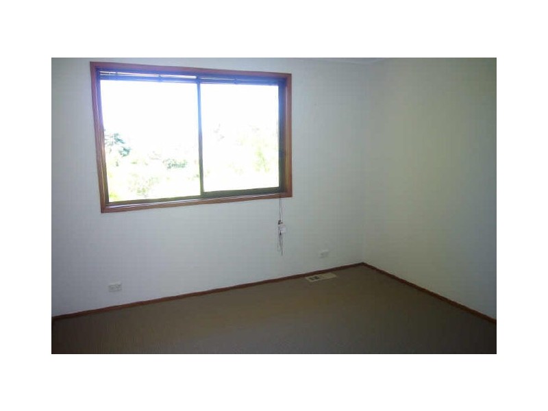 8 Brebner Street, Evatt ACT 2617