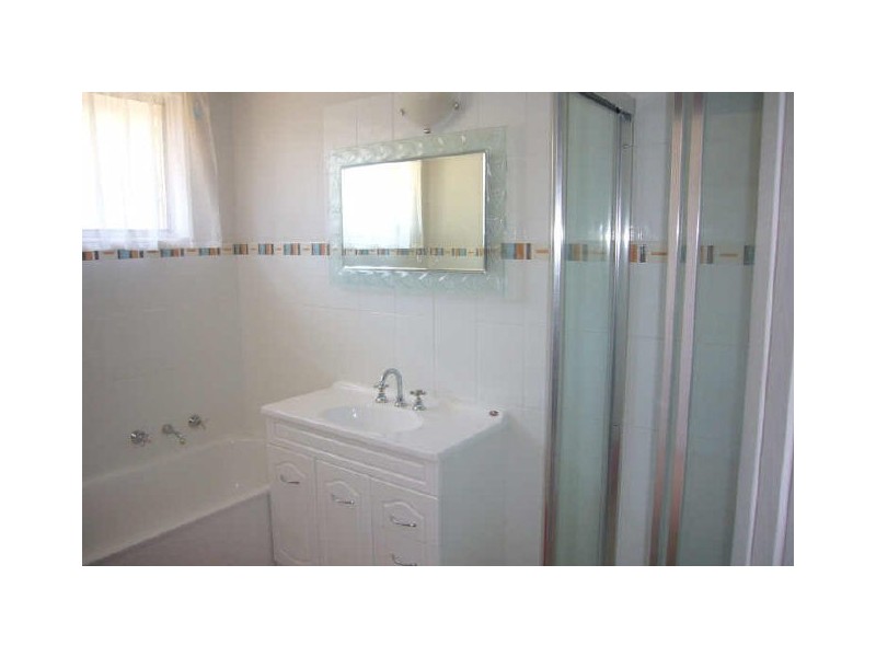 4 Forsyth Place, Charnwood ACT 2615