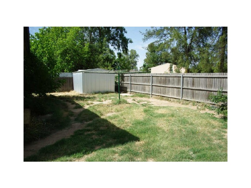 4 Forsyth Place, Charnwood ACT 2615