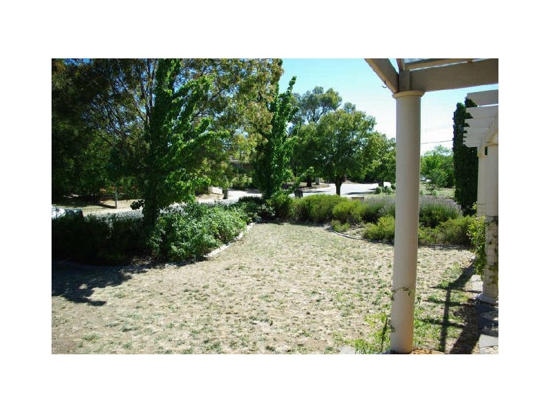 44 Staaten Crescent, Kaleen ACT 2617