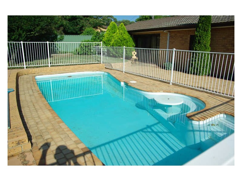 82 Onkaparinga Crescent, Kaleen ACT 2617