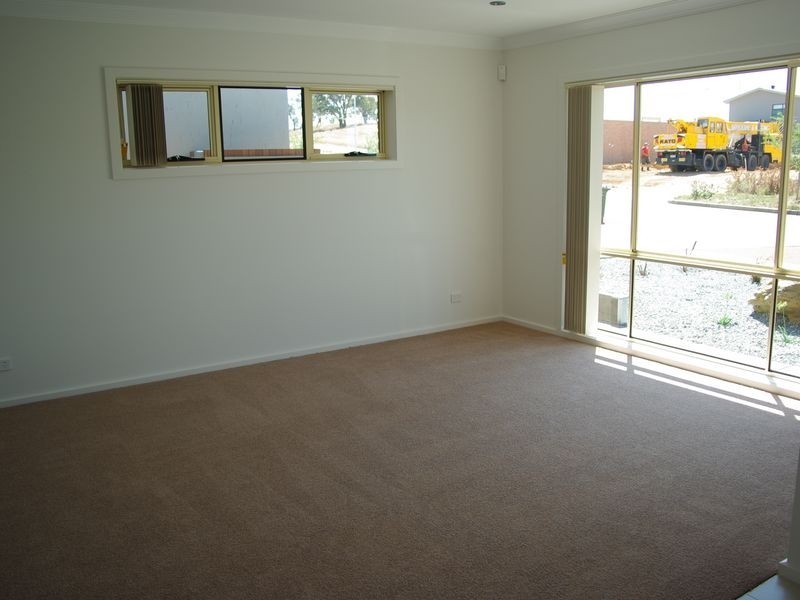 19 Joan Bradley Street, Franklin ACT 2913