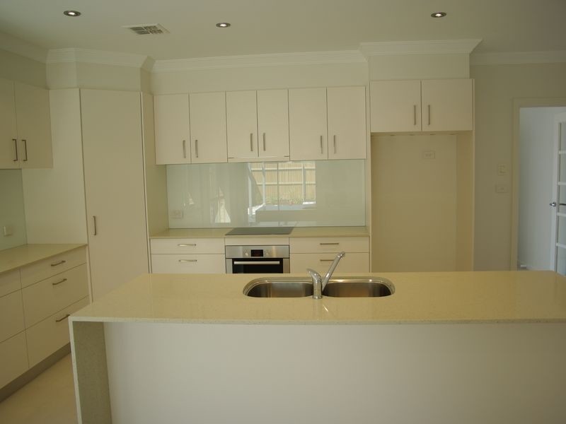 19 Joan Bradley Street, Franklin ACT 2913