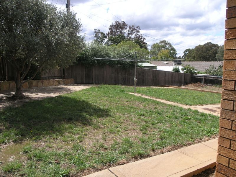 69 Chuculba Crescent, Giralang ACT 2617