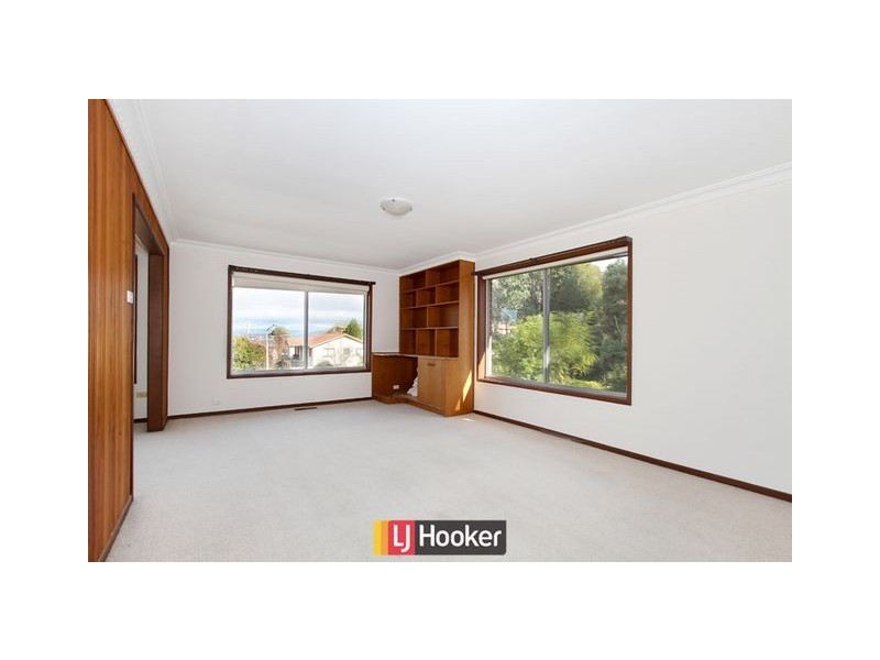 105 Baracchi Crescent, Giralang ACT 2617