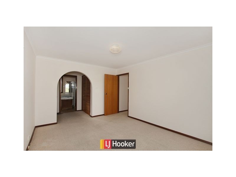 105 Baracchi Crescent, Giralang ACT 2617