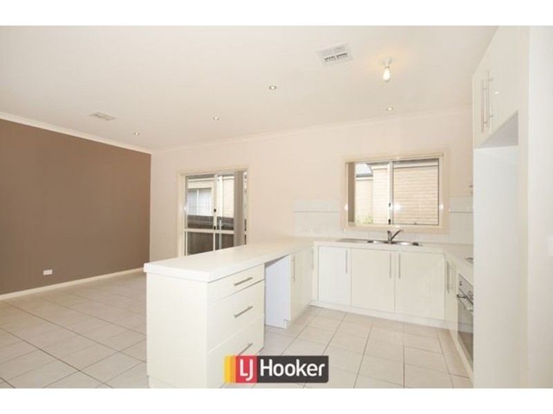 37 Kings Canyon Drive, Harrison ACT 2914