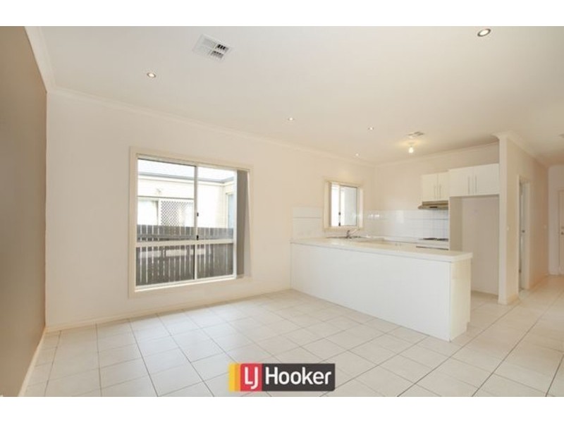 37 Kings Canyon Drive, Harrison ACT 2914