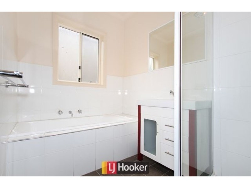 37 Kings Canyon Drive, Harrison ACT 2914