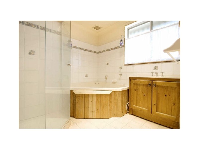 10 Lubuma Place, Giralang ACT 2617