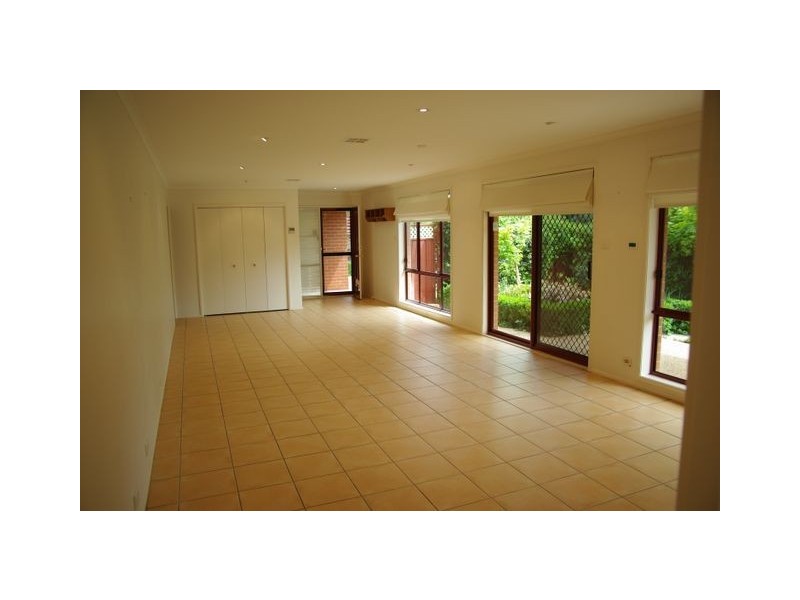 84B Canberra Avenue, Griffith ACT 2603