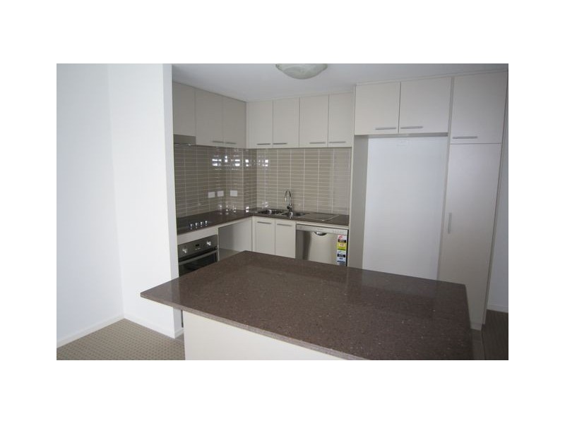 34/68 ‘Oracle’ College Street, Belconnen ACT 2617