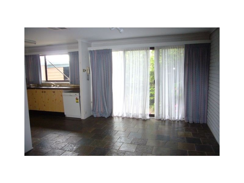 19 Neworra Place, Giralang ACT 2617