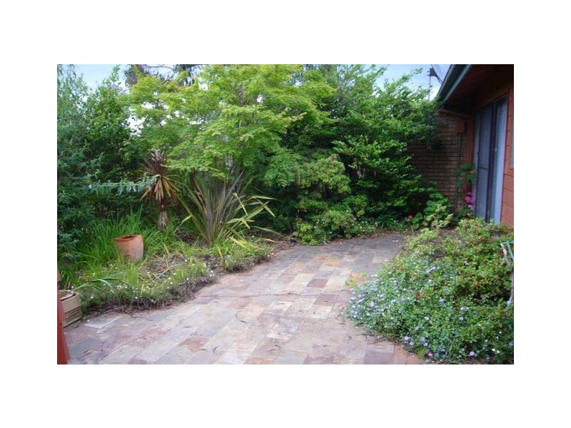 19 Neworra Place, Giralang ACT 2617