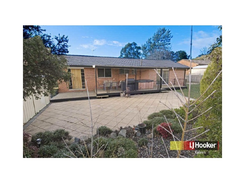 16 Maraar Place, Giralang ACT 2617