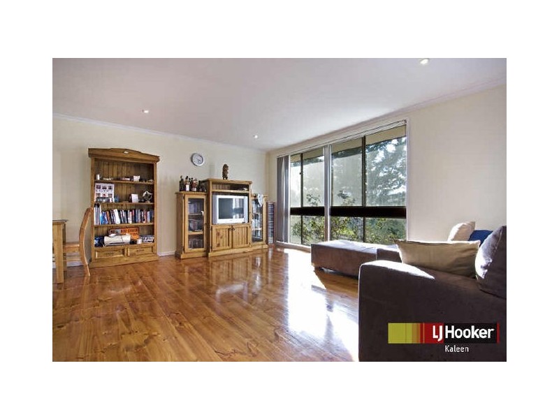 16 Maraar Place, Giralang ACT 2617