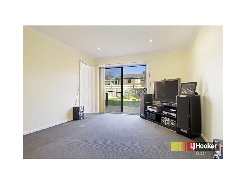 16 Maraar Place, Giralang ACT 2617
