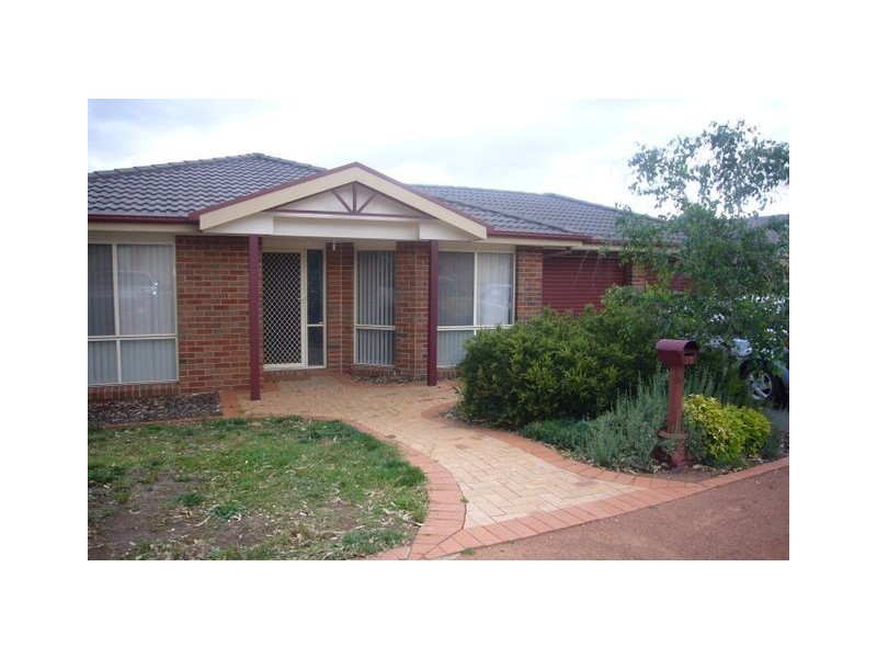 13 Goodhart Street, Dunlop ACT 2615