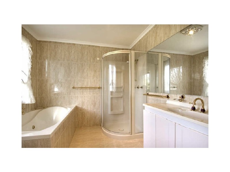 64 Bokhara Circuit, Kaleen ACT 2617