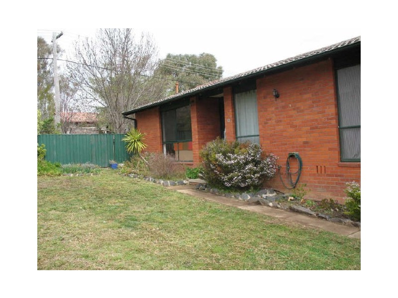 70 Antares Crescent, Giralang ACT 2617