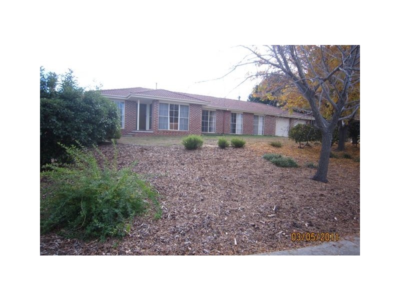 52 Twelve Trees Crescent, Florey ACT 2615