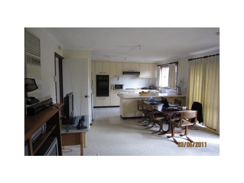 52 Twelve Trees Crescent, Florey ACT 2615