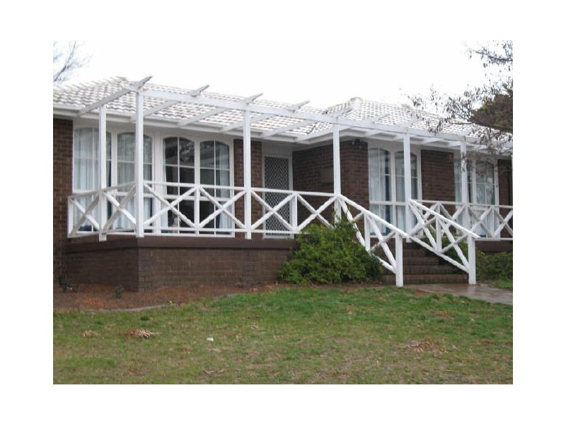 1 Wayal Place, Giralang ACT 2617