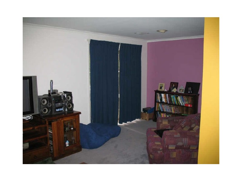 1 Wayal Place, Giralang ACT 2617