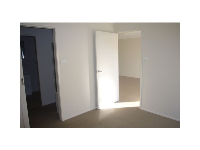 12 Hazelton Street, Macgregor ACT 2615