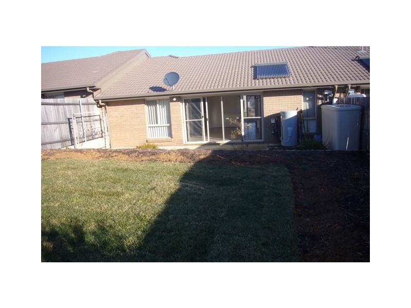 12 Hazelton Street, Macgregor ACT 2615