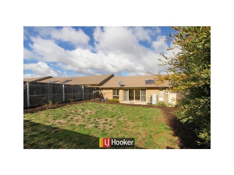 12 Hazelton Street, Macgregor ACT 2615