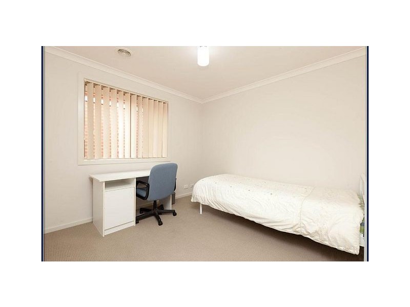 9 Olga Marsters Street, Franklin ACT 2913