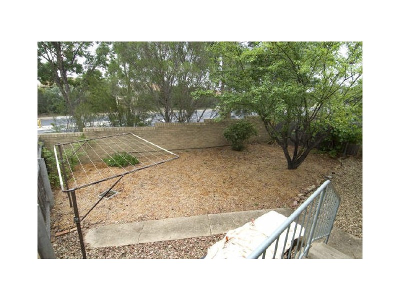 4/2 Dexter Street, Cook ACT 2614