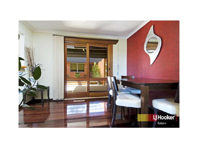 14 Phoenix Place, Giralang ACT 2617