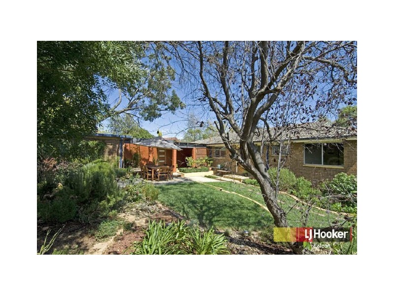 14 Phoenix Place, Giralang ACT 2617