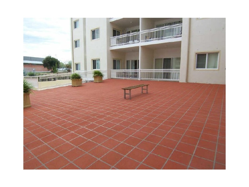 111/68 Hardwick Crescent, Holt ACT 2615