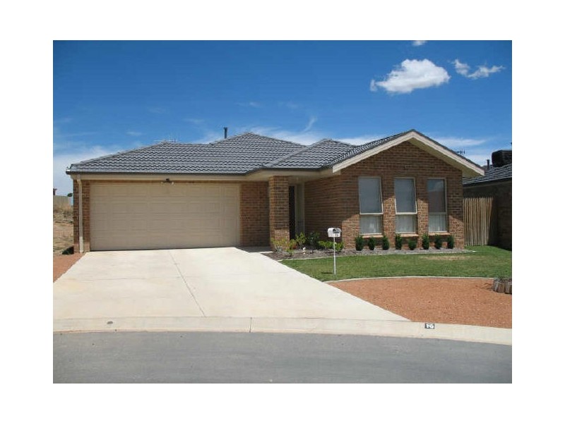 16 Splayd Place, Dunlop ACT 2615