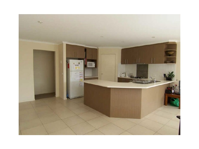 16 Splayd Place, Dunlop ACT 2615