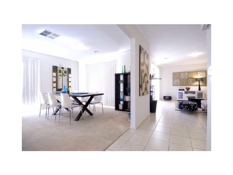 16 May Mills Close, Nicholls ACT 2913