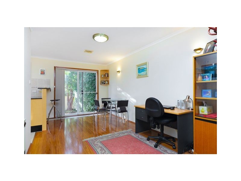 8 Edney Place, Isaacs ACT 2607