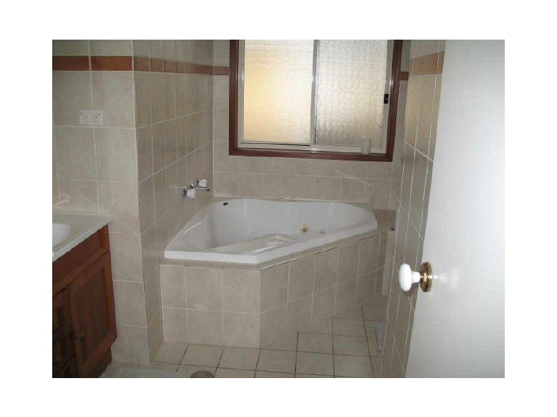 49 Kangaroo Close, Nicholls ACT 2913