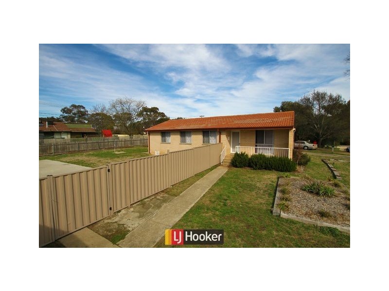 5 Annand Place, Wanniassa ACT 2903
