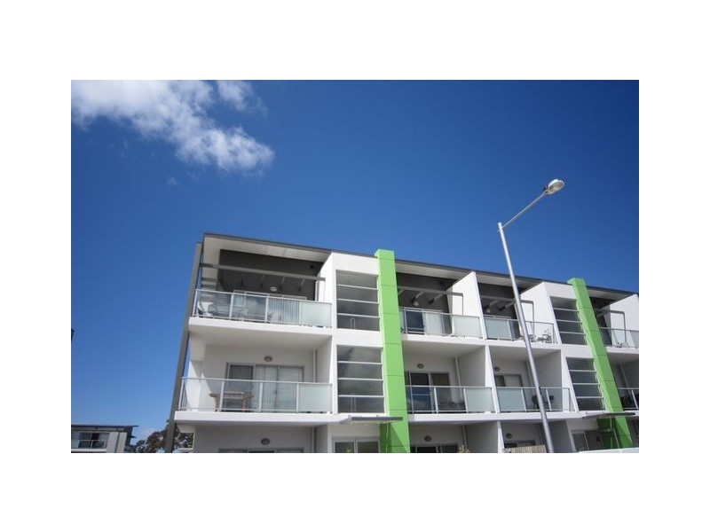 17/329 Flemington Road, Franklin ACT 2913